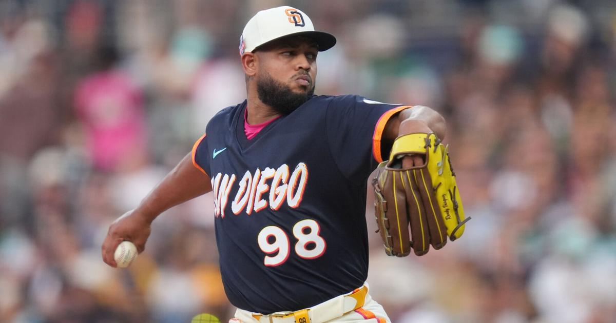 Twins Padres Baseball