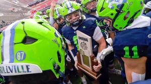 Prep football: Riverhawks cap off perfect season, blank Wolves in 4A championship game