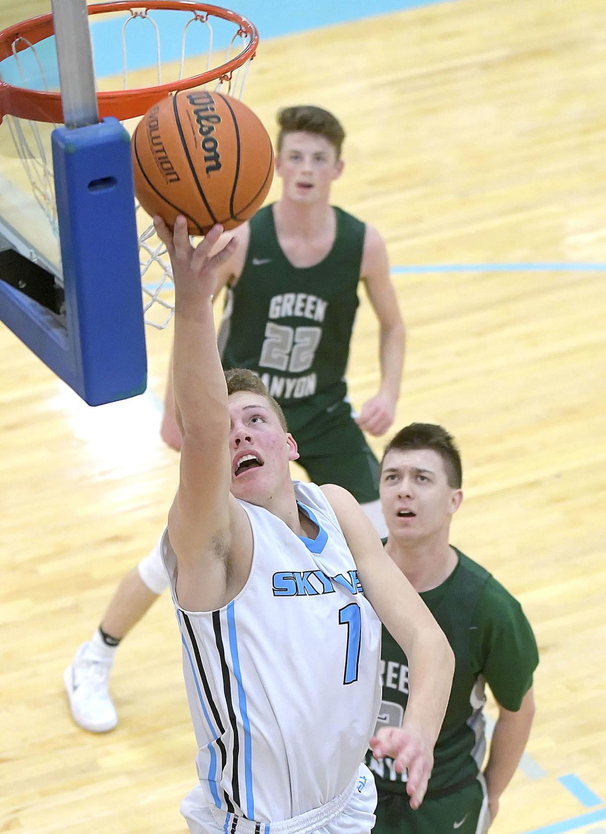Sky View Beats Green Canyon On Senior Night The Herald Journal