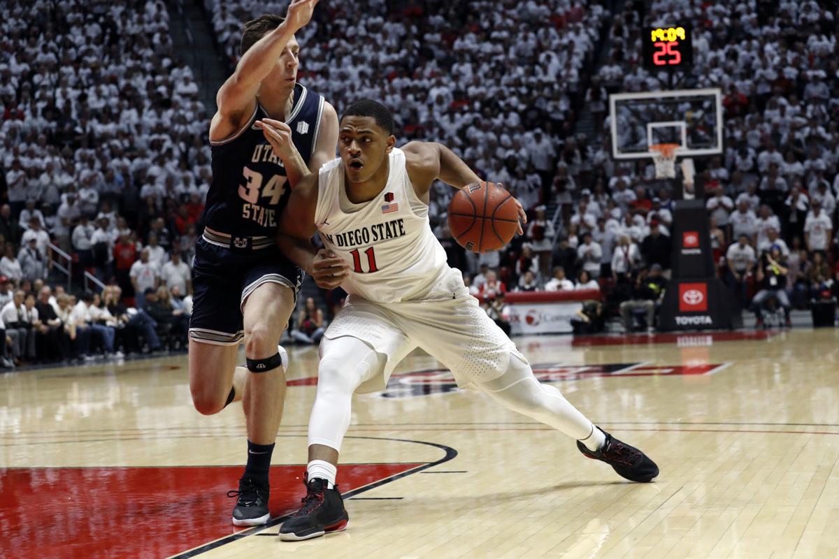 Aztecs Surge Past Aggies In 2nd Half Usu Sports Hjnews Com