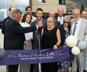 USU celebrates opening of Thomas and Patricia Willis Veterinary Medical Education building