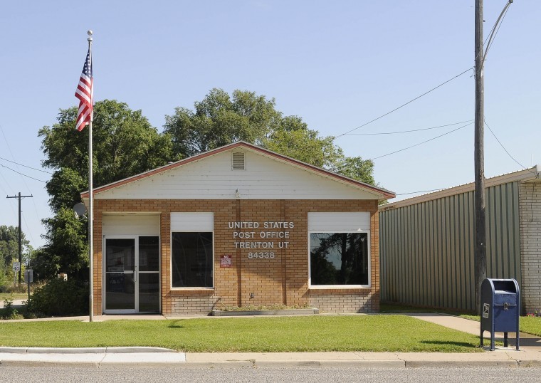 Post offices’ end at hand? Branches in Trenton, Weston among 3,700