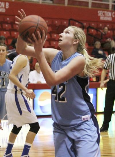 Boehme Shined In Basketball At Junior College Sports Hjnews Com