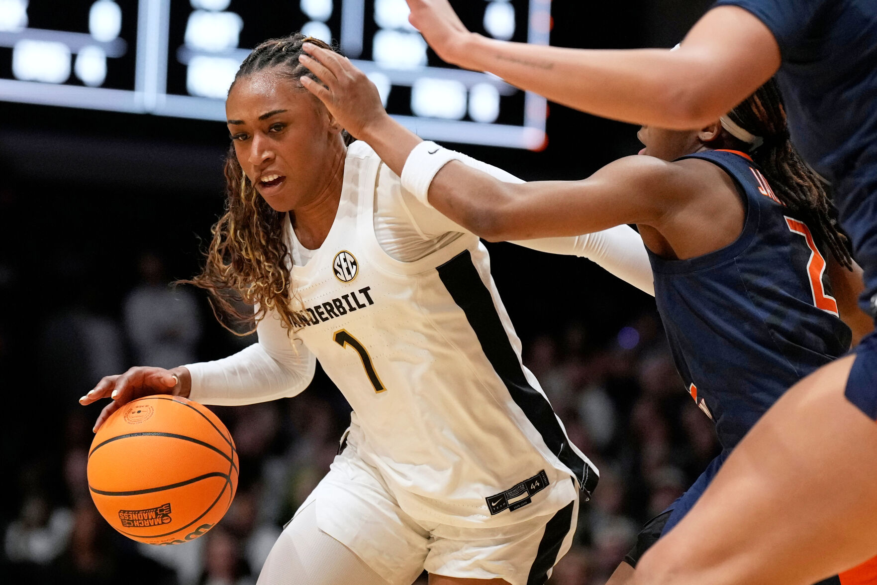 All America Basketball | National Sports | hjnews.com