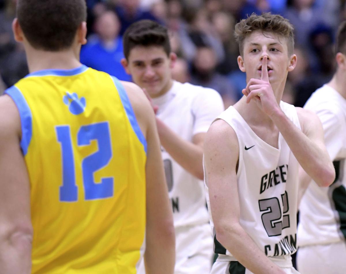 Green Canyon Edges Sky View In Thriller School Sports Hjnews Com