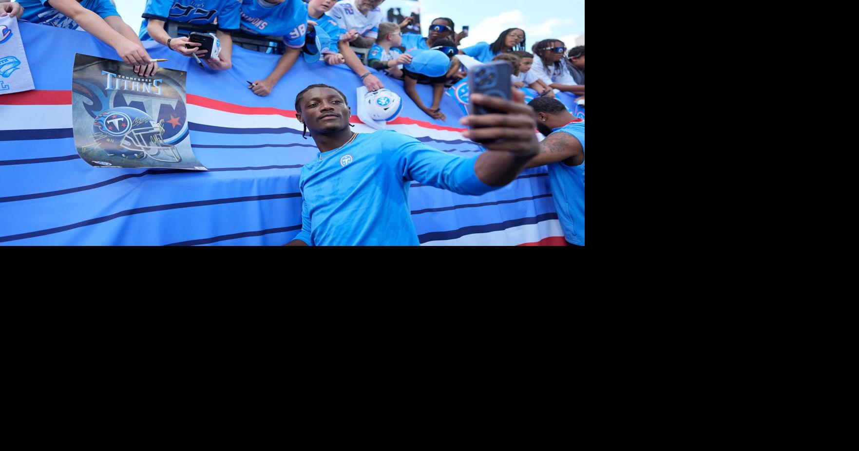 Bears Titans Football