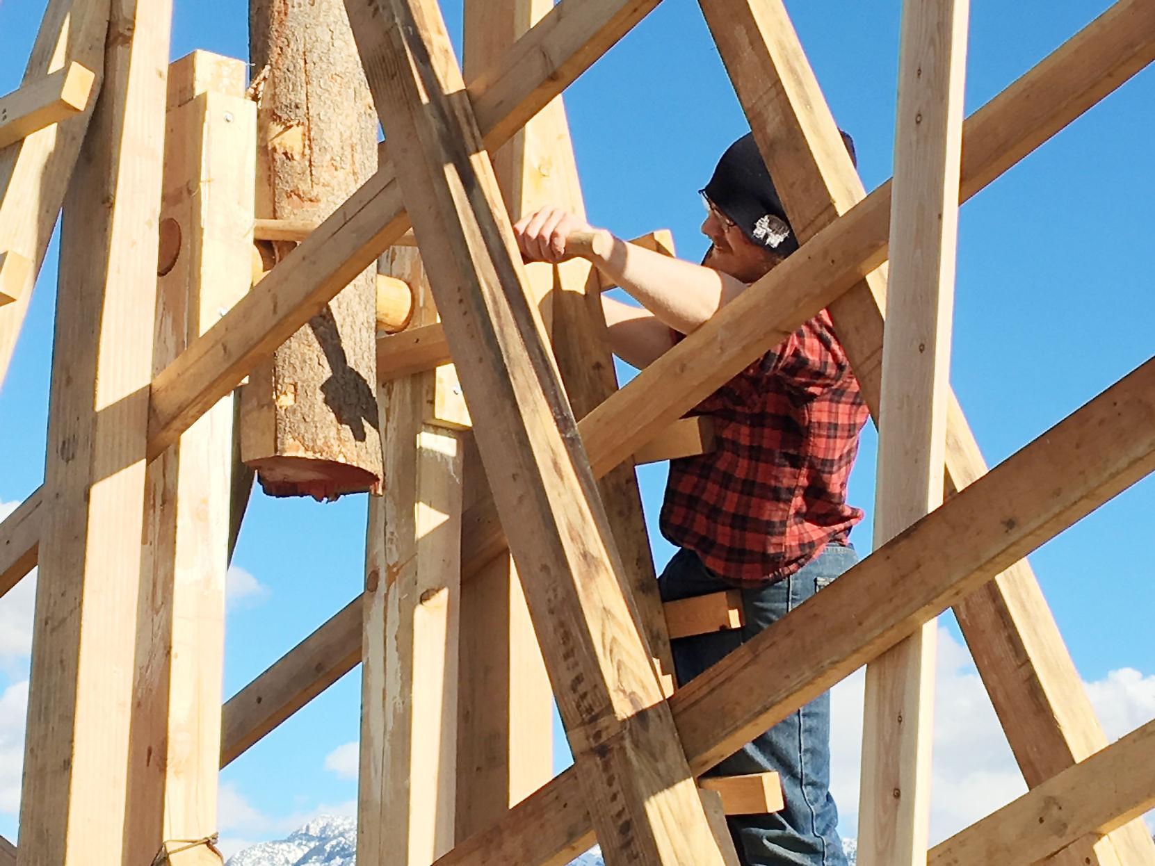 Usu Students Work Medieval Trebuchet To Delight Of Public Logan Hj Hjnews Com