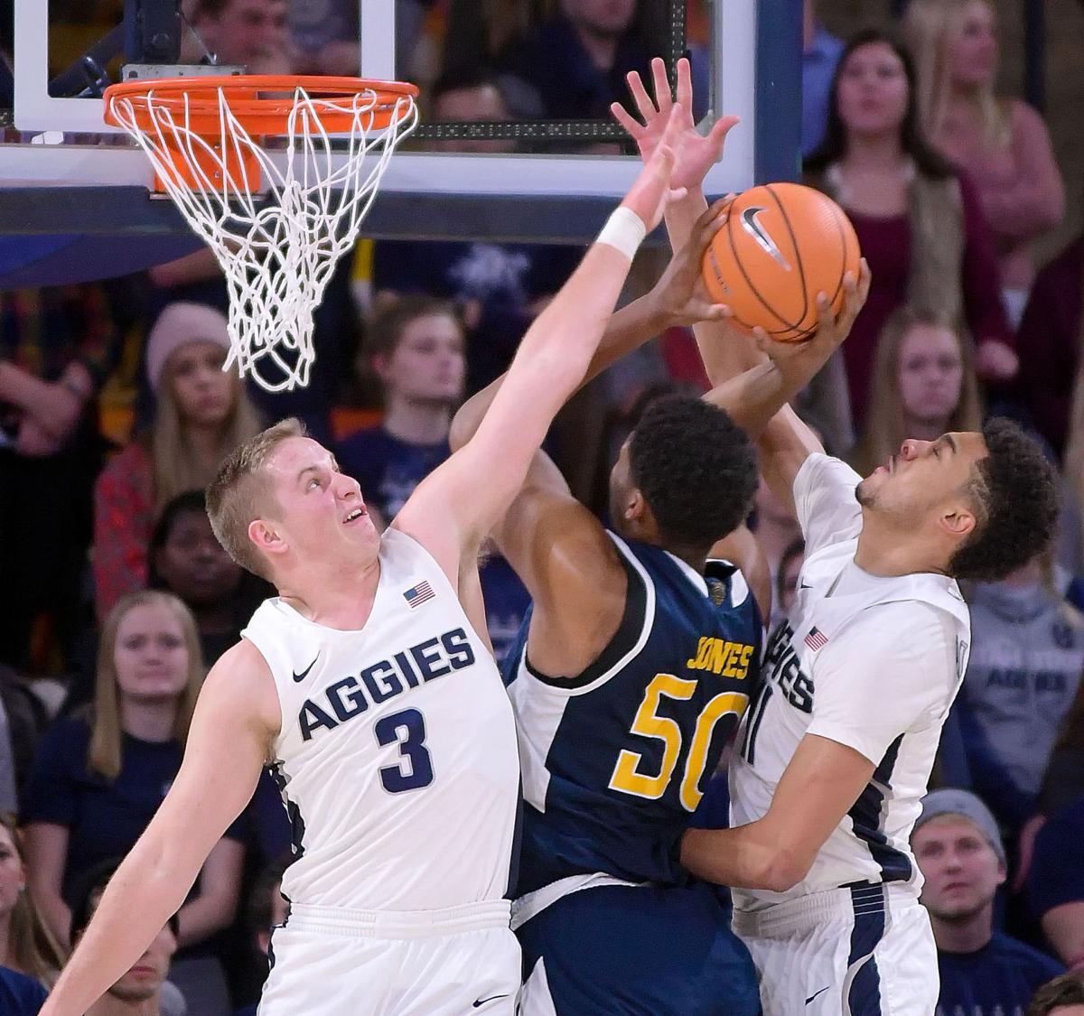 Aggies Hold On To Top Anteaters At Spectrum The Herald Journal