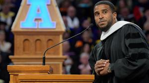 Bobby Wagner shares life playbook at USU Commencement