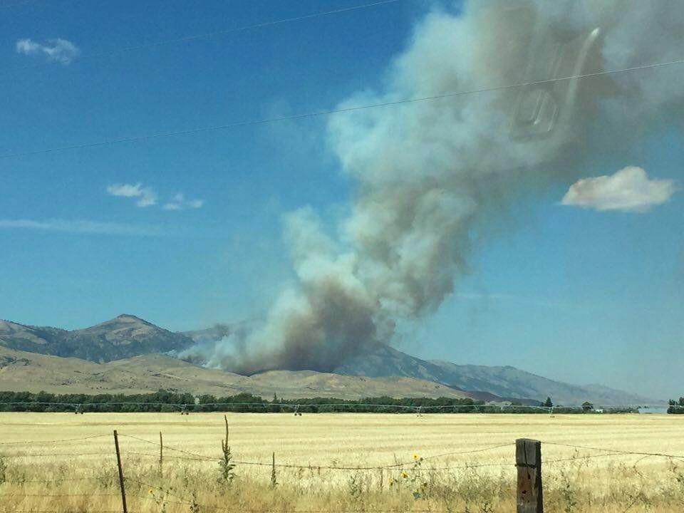 Residents asked to evacuate at height of Clifton fire The Herald Journal