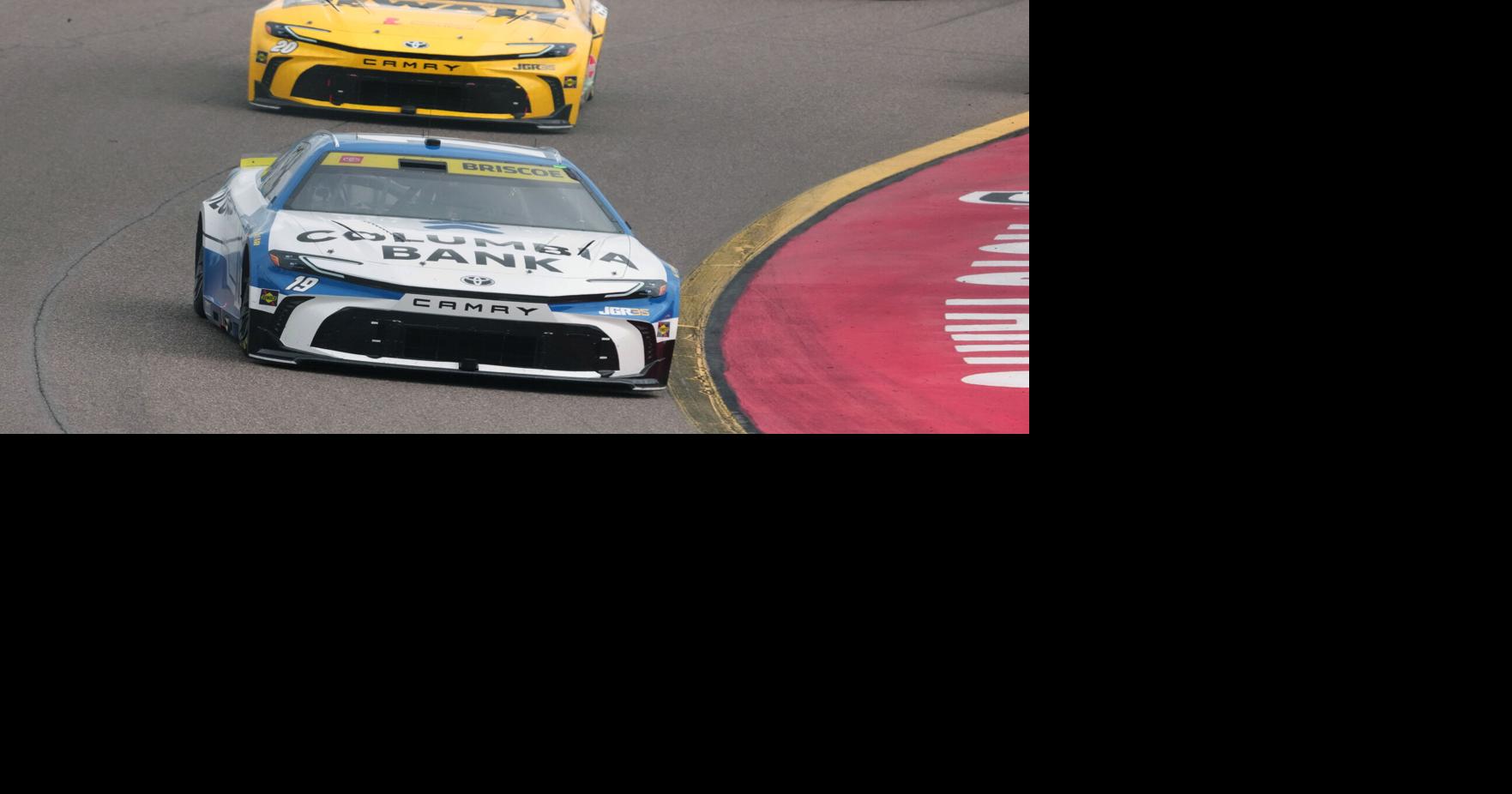 NASCAR Phoenix Auto Racing