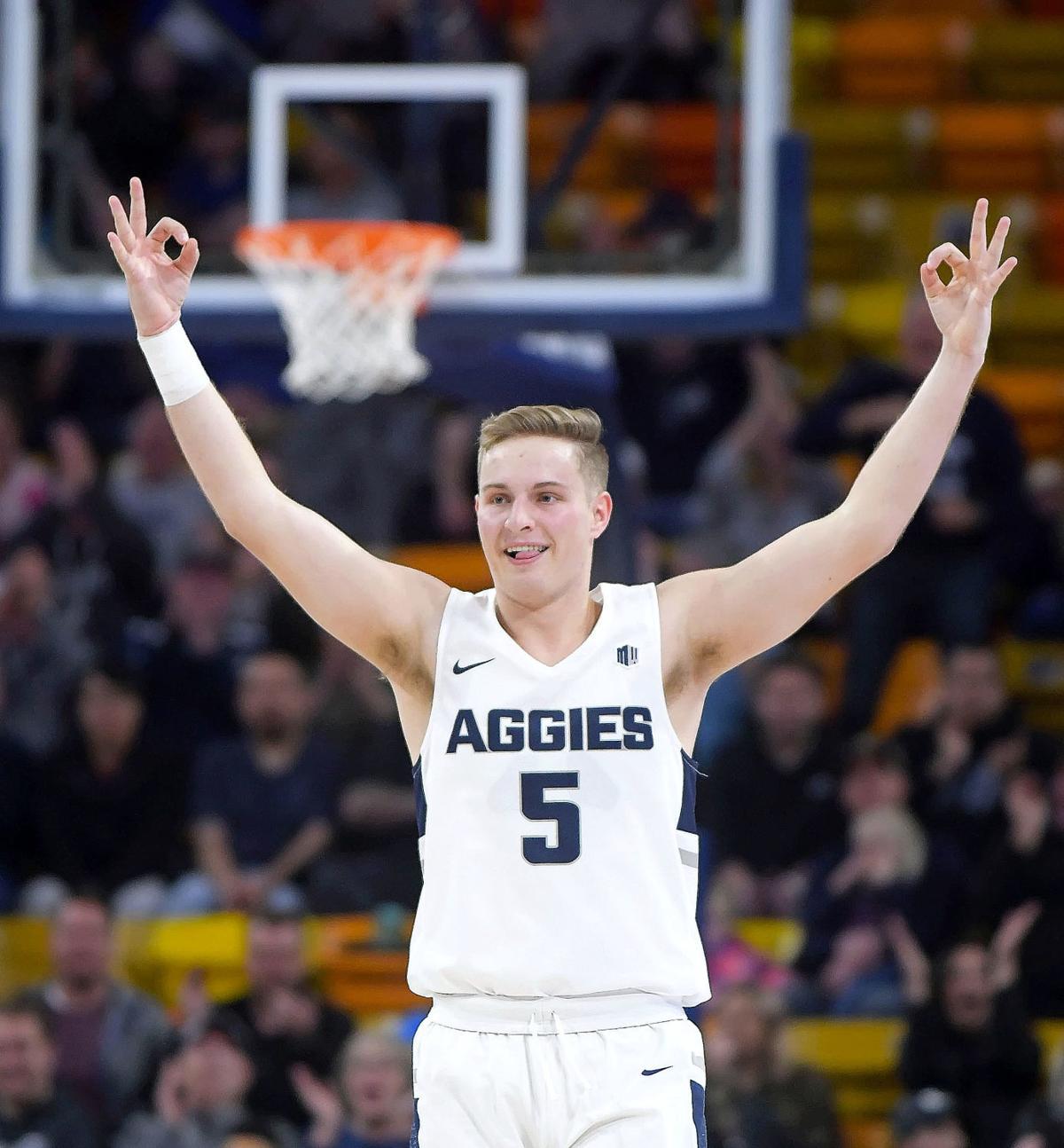 Merrill Leading Aggies In Magical Season Usu Sports Hjnews Com