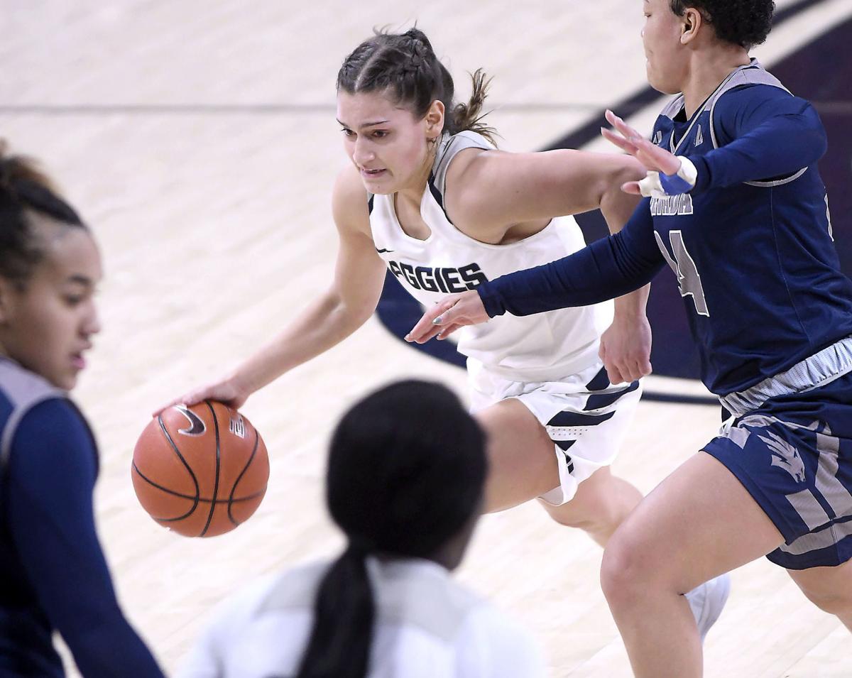 West Dufficy Shine As Aggies Edge Wolf Pack Usu Sports Hjnews Com