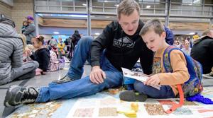 Breakfast, books and being together: Hillcrest Elementary teachers connect families with local resources