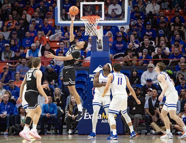 USU men’s basketball: Aggies stumble in second half, kicked by Broncos ...