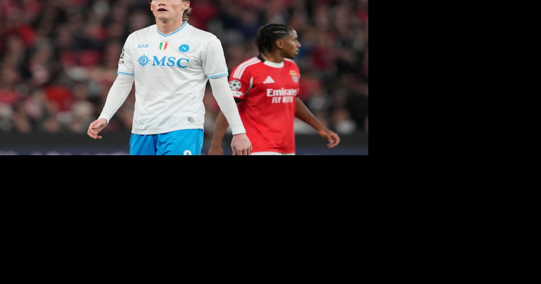 Soccer Napoli McTominay