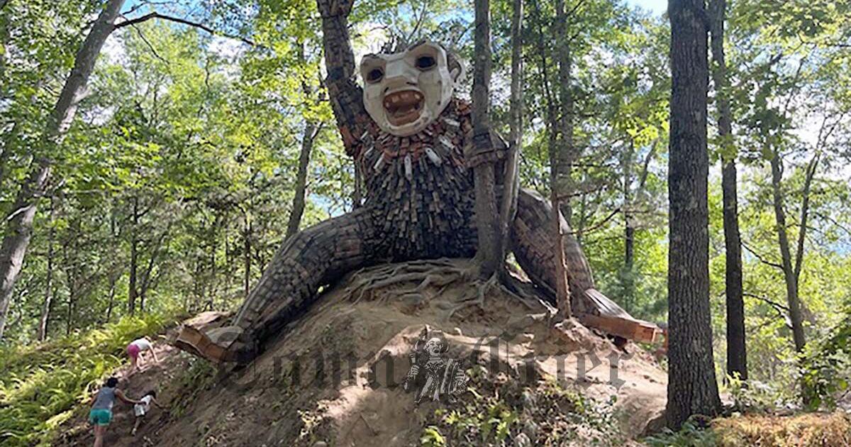 Hunting trolls in Rhode Island