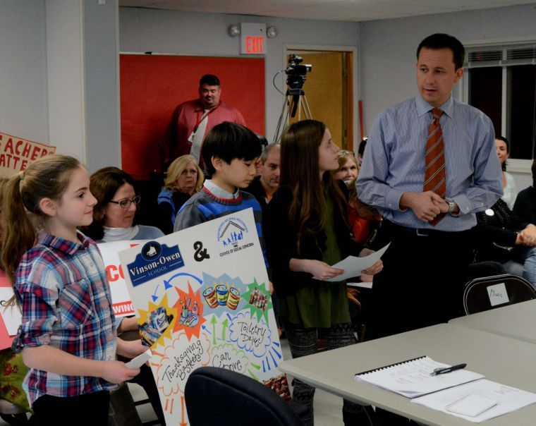 V O Students Help Woburn Food Pantry Winchester Homenewshere Com