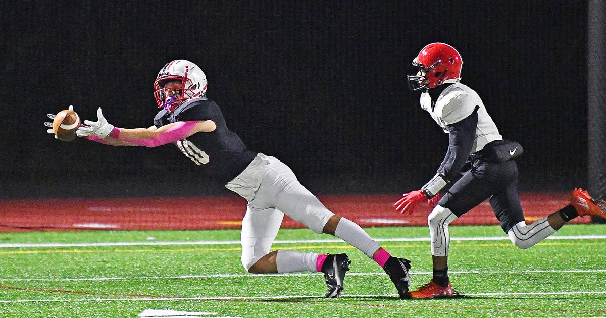 Reading football team still unbeaten after seven games | Sports ...