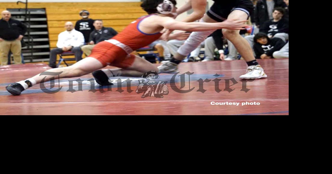 Lightfoot excels as a leader, despite season ending injury | Sports ...