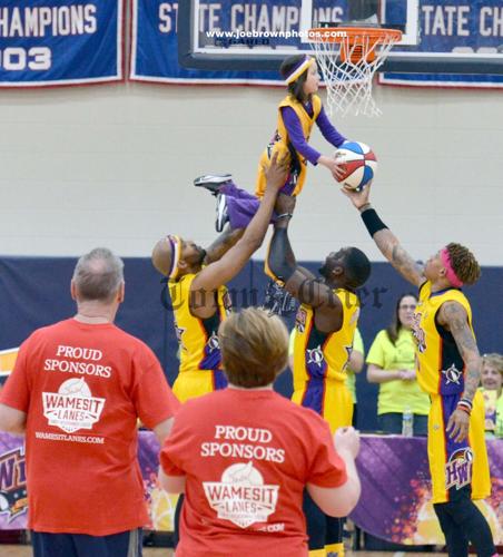 High-flying Harlem Wizards feel the love