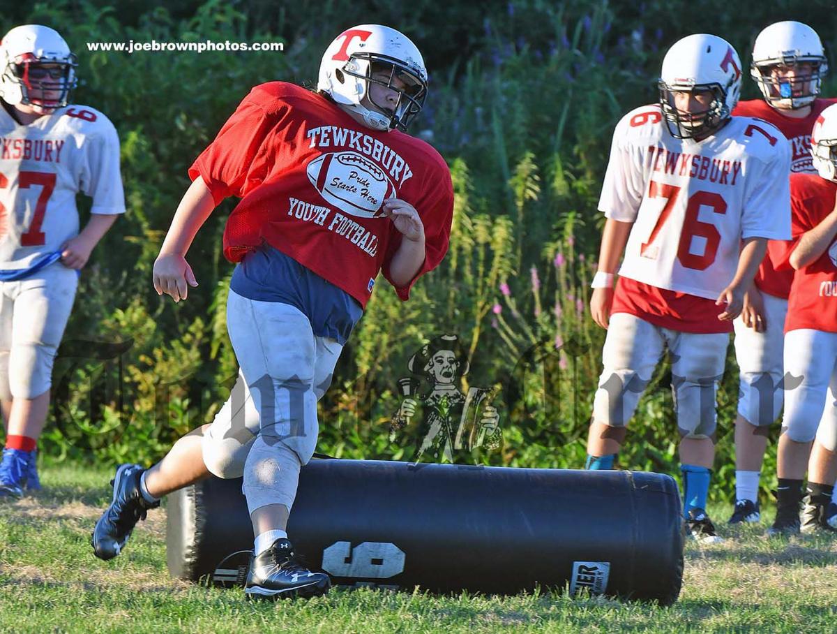 Tewksbury Youth Football Player Lexi St Cyr Girls Don T Play