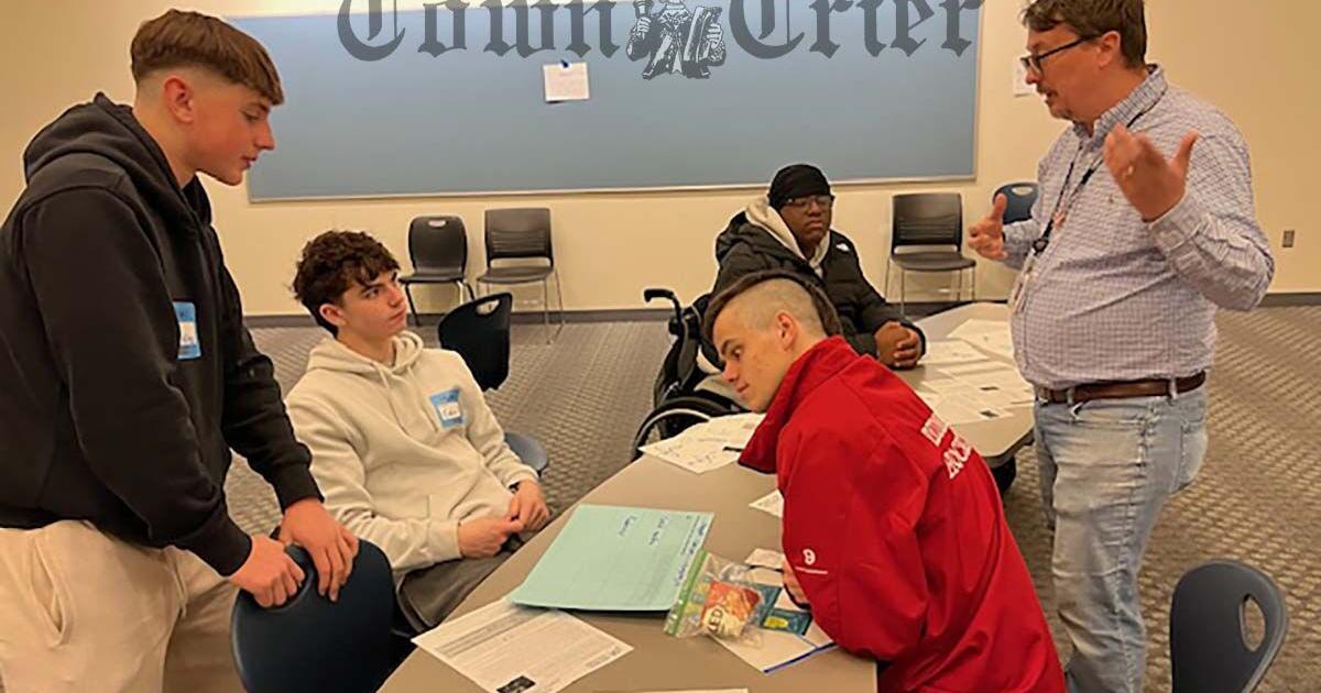 Students tackle real-world engineering challenges with industry mentors