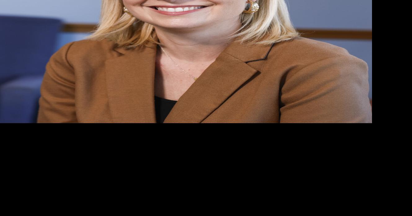 Hinson pushes for ban on lobbying for foreign governments