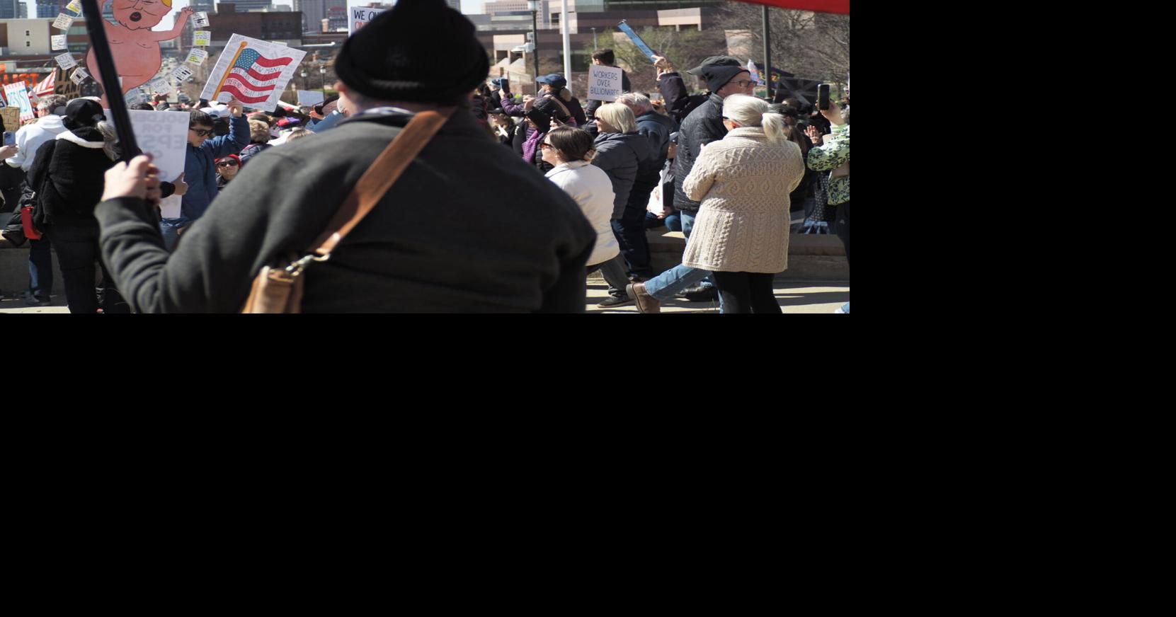 Thousands rally at Iowa Capitol for third No Kings protest | News ...