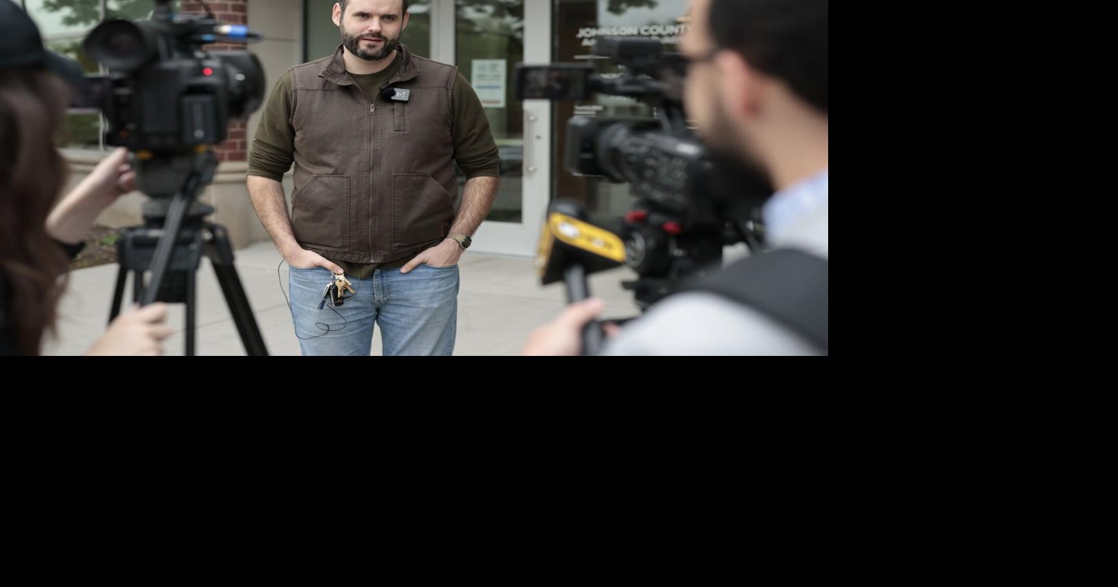 Iowa ethics committee unanimously dismisses complaint against Zach Wahls