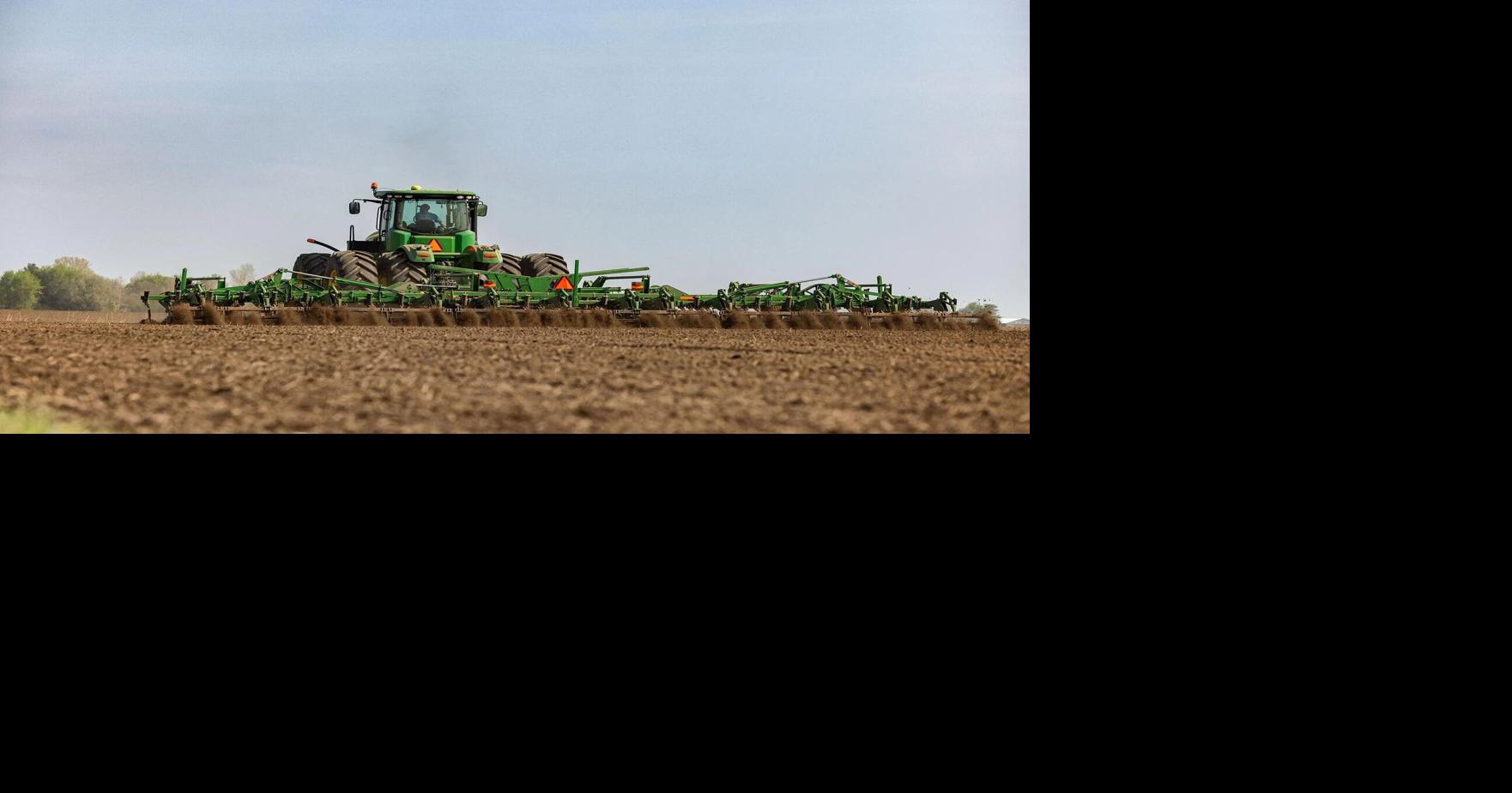 Illinois researchers map farming trends from space