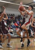 Bulldogs struggle to win over Edwards County
