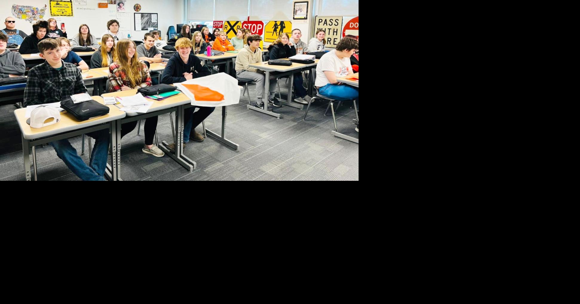 Drivers Ed students learn safety lessons from Distress Bandanna and