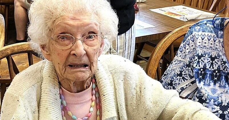 Mary Lawhead dead at 112