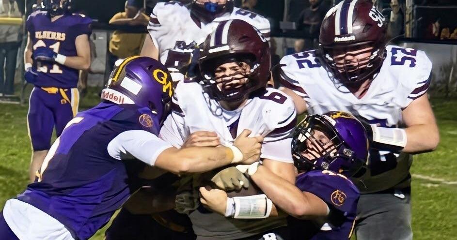 Maroons score 20-13 win at Casey-Westfield