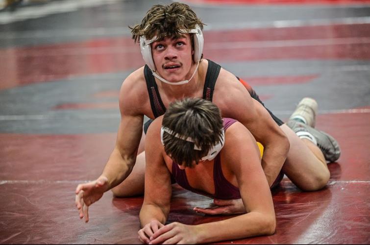 Fischer, Verrett/Downer win individual titles during Monticello ...