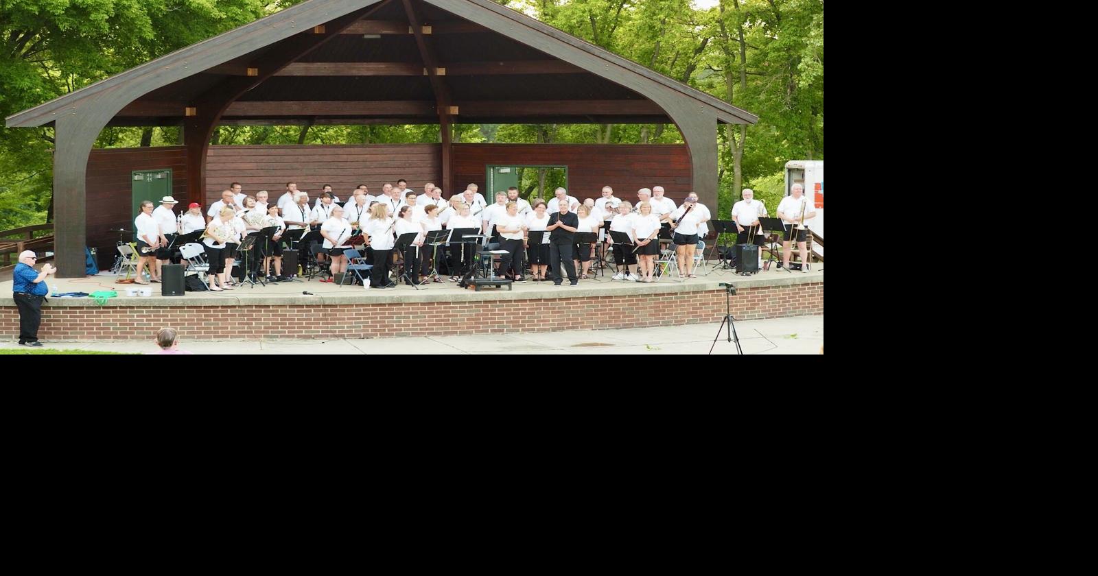 Rosemount Community Band RHS Wind Ensemble perform Free