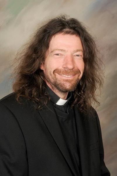 Prosecutors seek to add evidence in former priest’s sex assault case ...