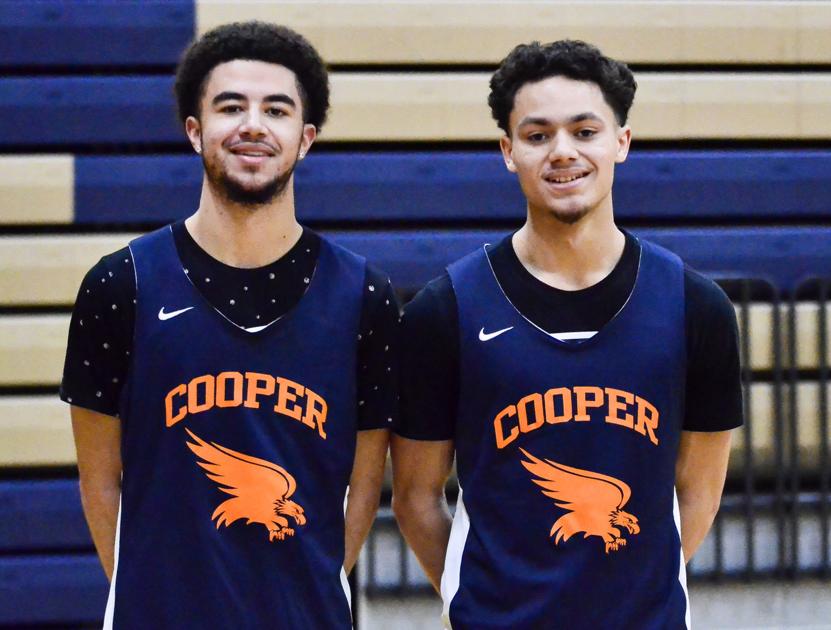 Robbinsdale Cooper Boys Basketball Becoming Brothers Sports Hometownsource Com