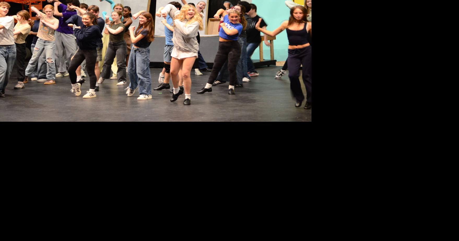 Edina Thespians present fall musical, 'Mary Poppins'