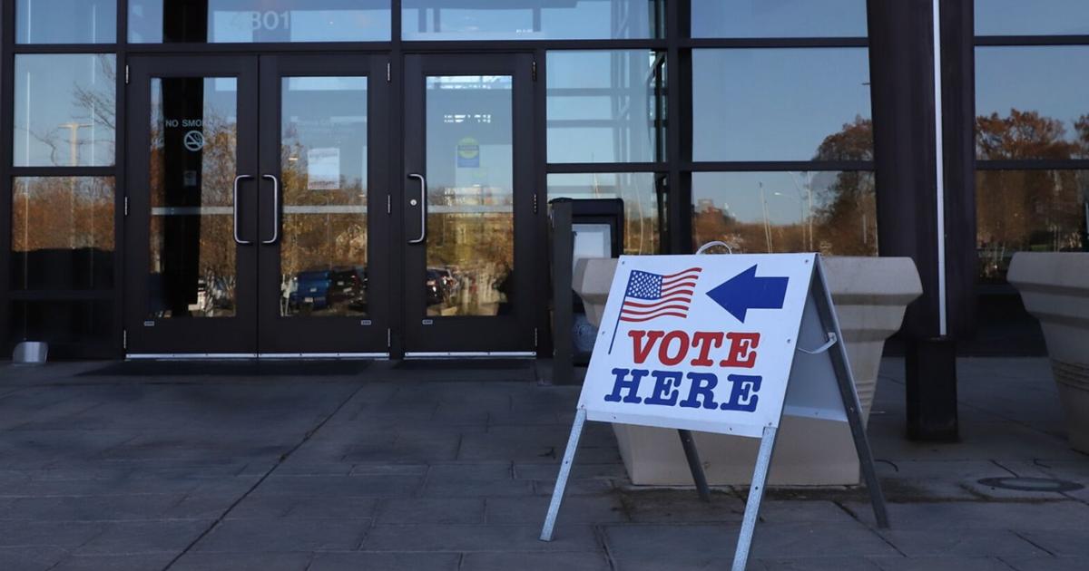 Early voting at Edina City Hall limited to 18 days for primary election