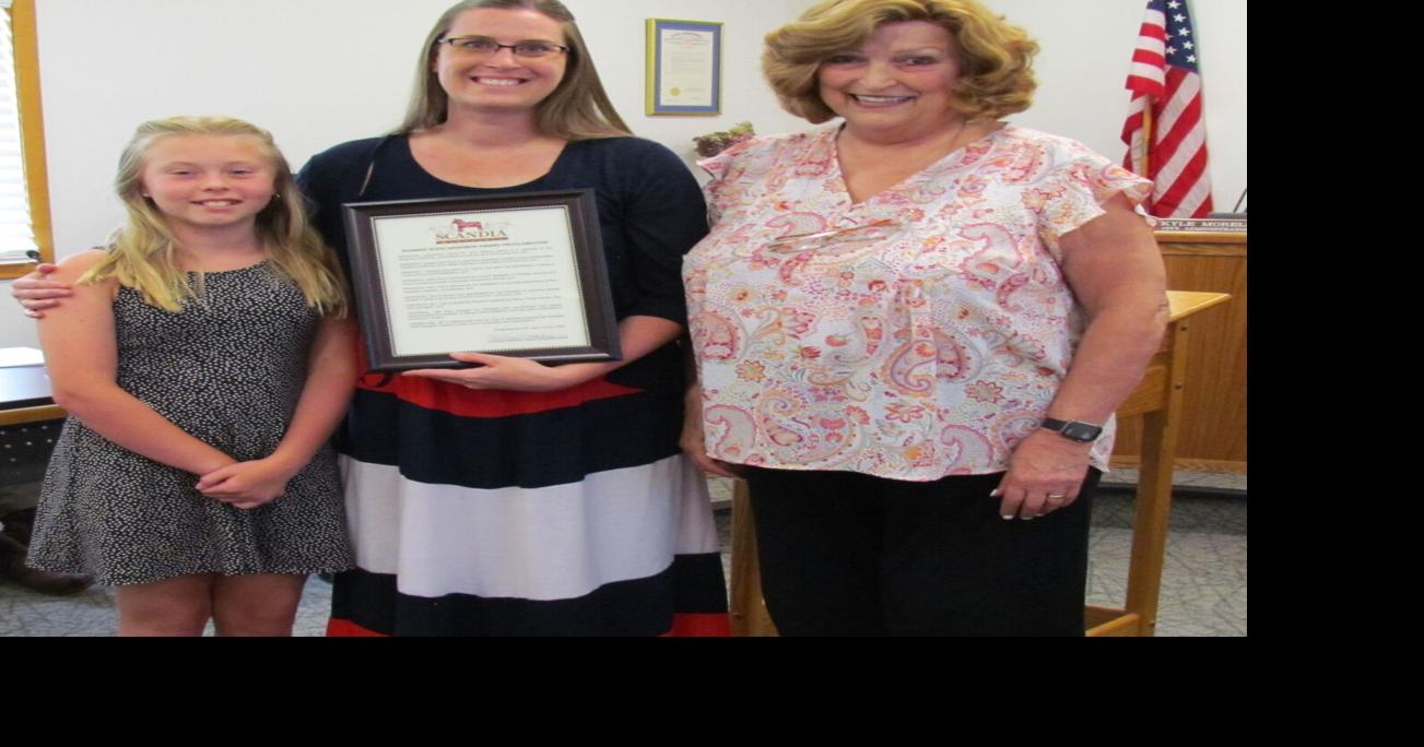 Scandia Elementary principal honored Community