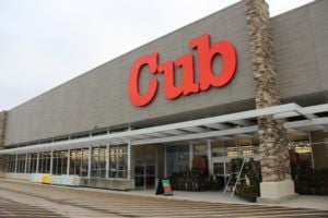 Cub Foods open in remodeled Oak Park Plaza