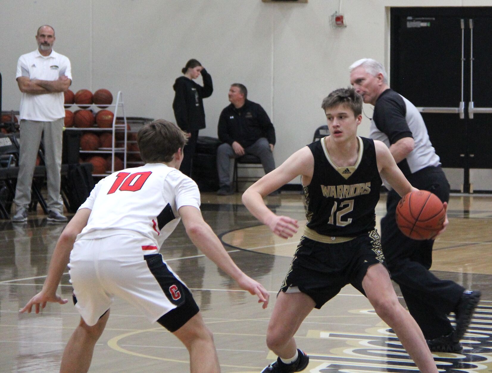 Caledonia boys rebound with wins over La Crosse Central and Winona Cotter