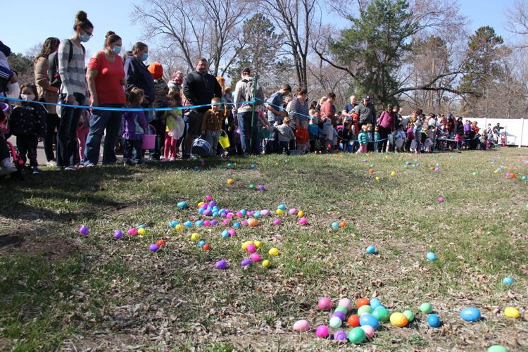 Crowds turn up for egg hunt at North Point Church in Coon Rapids