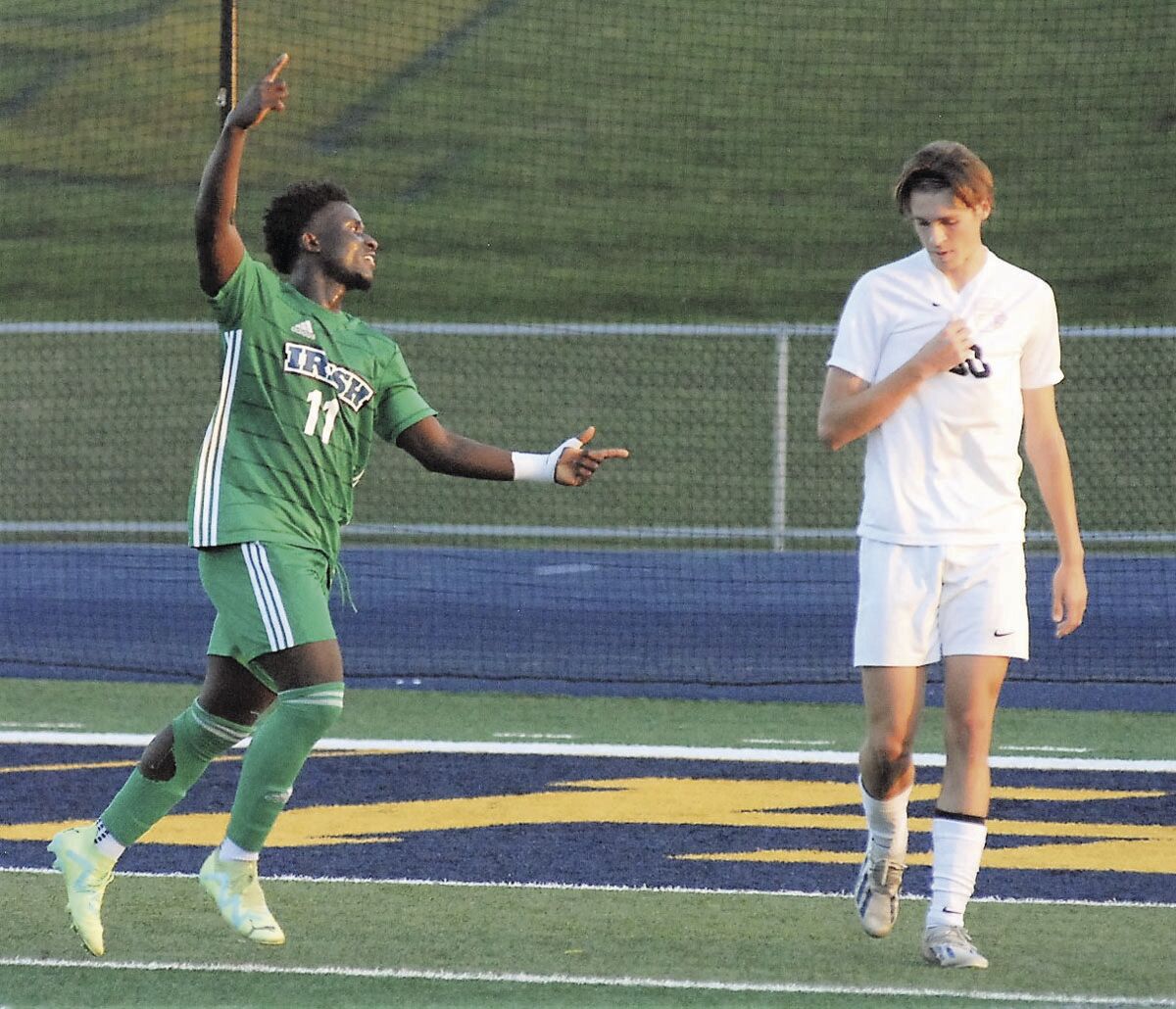 Irish boys soccer clinches SSC title, looks for more