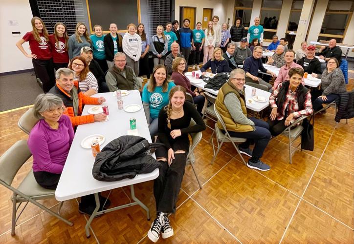 Eagan High Interact youth, Rotary assemble blizzard meals for seniors