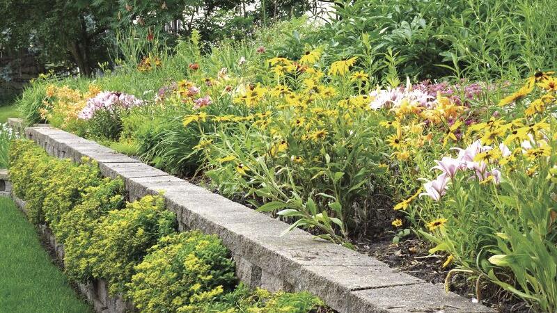 Bouquets aplenty: Attractive Gardens Tour returns to Plymouth Sunday, July 18 | Plymouth/Drugs Lake