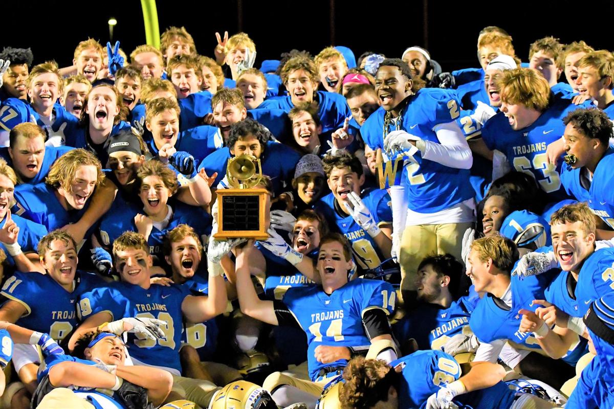 Wayzata football team recaptures Bay Bell from Tonka Excelsior/South