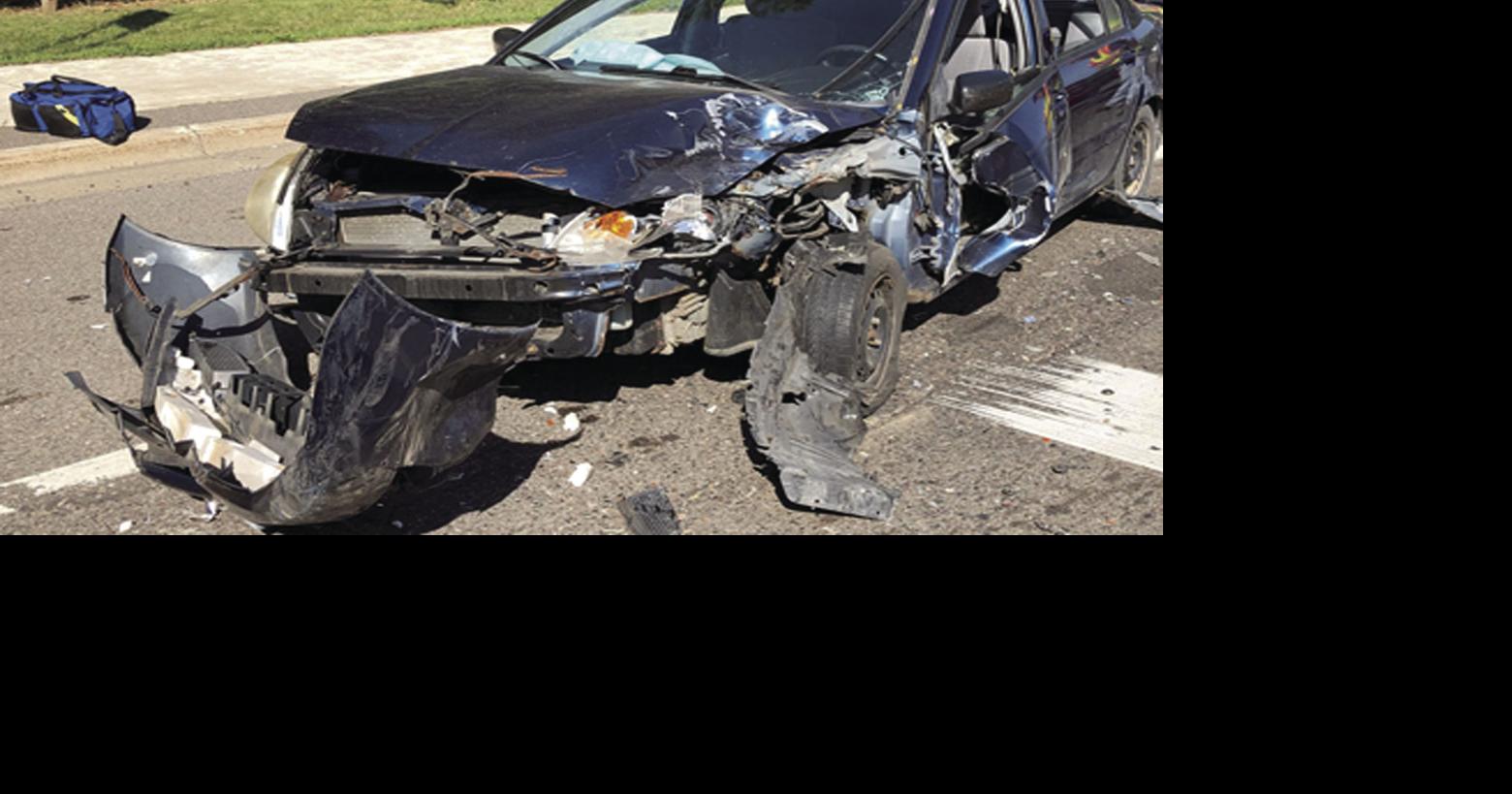 Serious injuries to one in 3car crash Independence